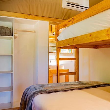 Africamps At Pat Busch Villa โรเบิร์ตสัน ภายนอก รูปภาพ